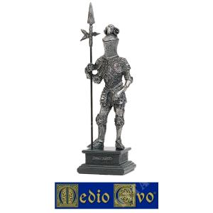WARRIOR STATUETTE WITH HALBERD 16TH CENTURY MIDDLE AGES (37/L.01)