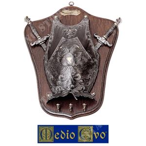 LARGE KEY HANGER PANEL WITH MIDDLE AGES SHIELD AND SWORDS (39/B.01)