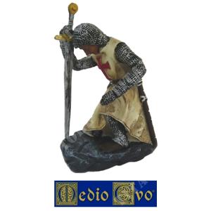 MIDDLE AGES BOWNING KNIGHT STATUETTE (519/P.01)
